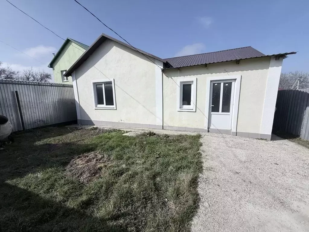 Дом в Крым, Симферополь ул. 18-я Коллективных Садов (75 м) - Фото 1