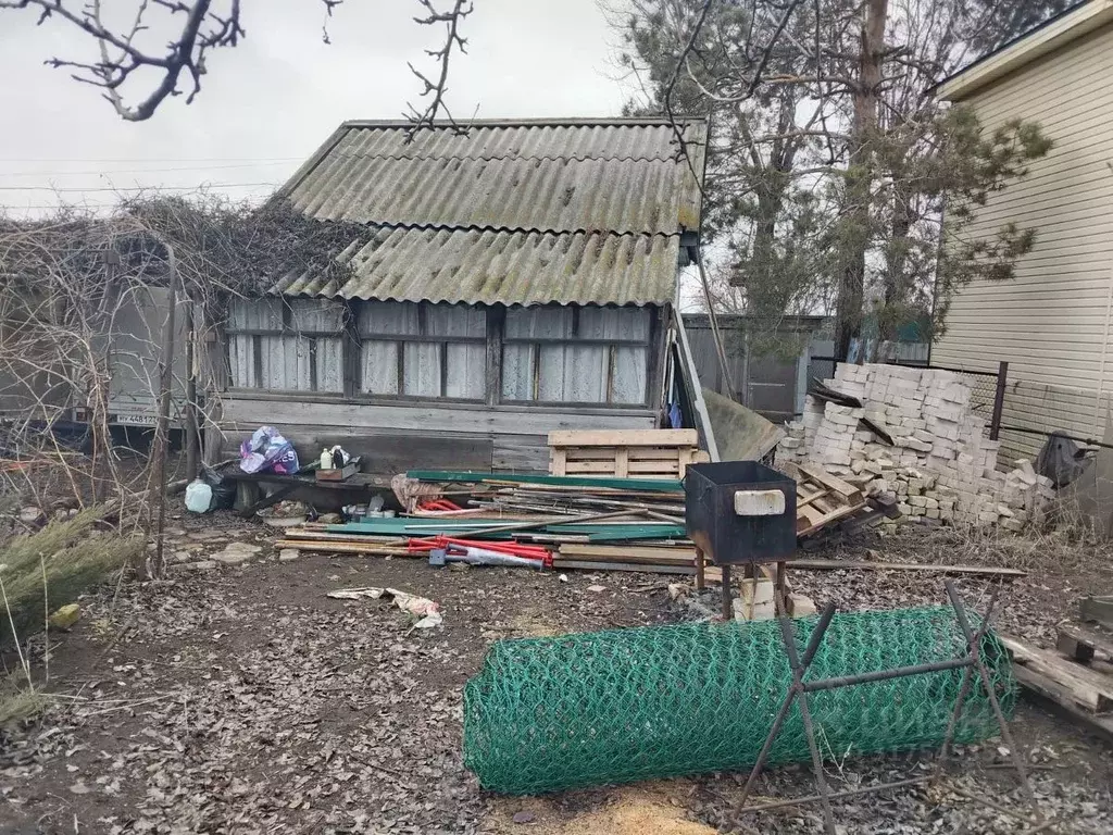 Дом в Саратовская область, Балаковский район, Натальинское ... - Фото 0