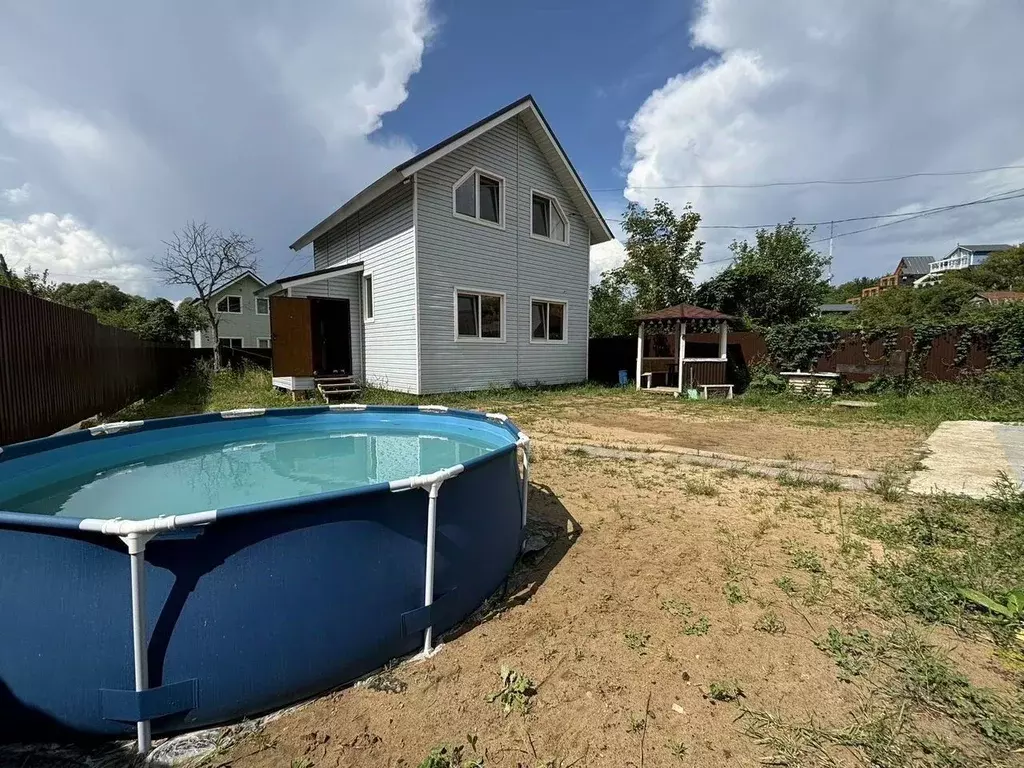 Дом в Татарстан, Казань  (100 м) - Фото 1