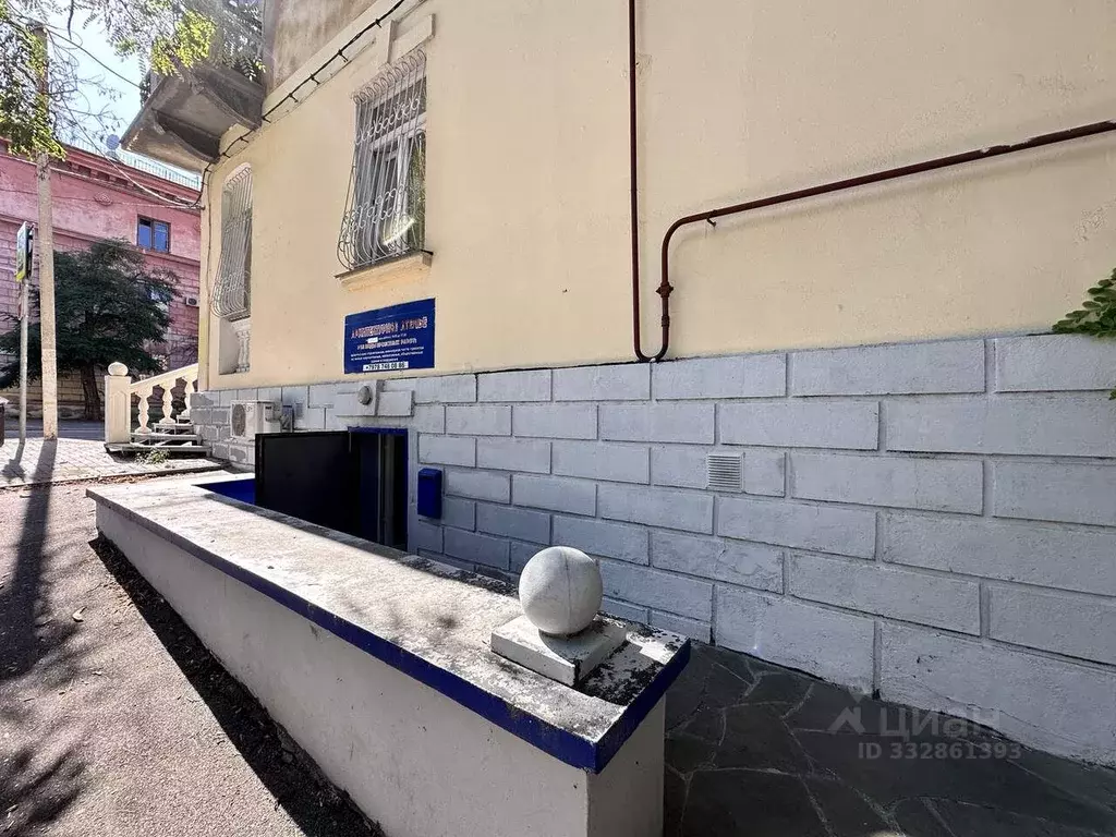 Офис в Севастополь ул. Новороссийская, 23 (15 м) - Фото 1