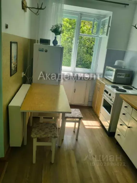 2-к кв. Новосибирская область, Новосибирск Академгородок мкр, ул. ... - Фото 1