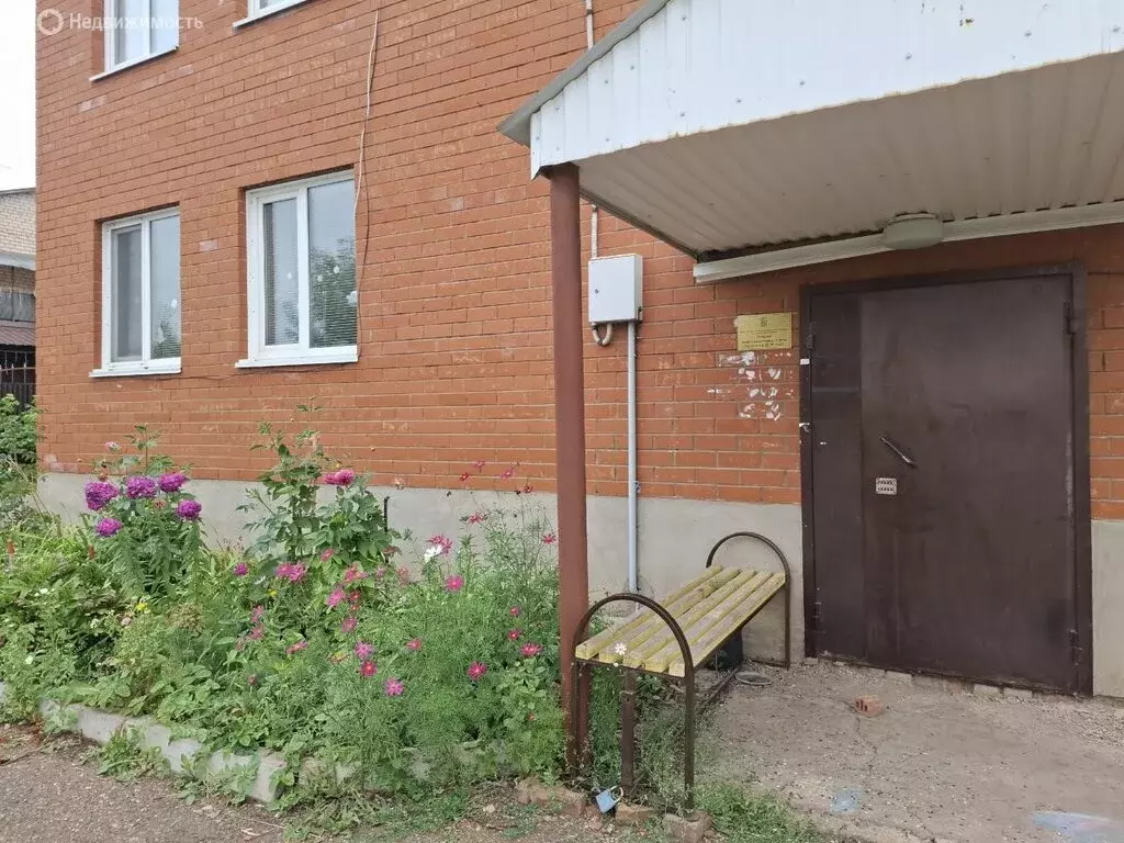 1-комнатная квартира: село Верхнеяркеево, Красноармейская улица, 7 (46 ... - Фото 1