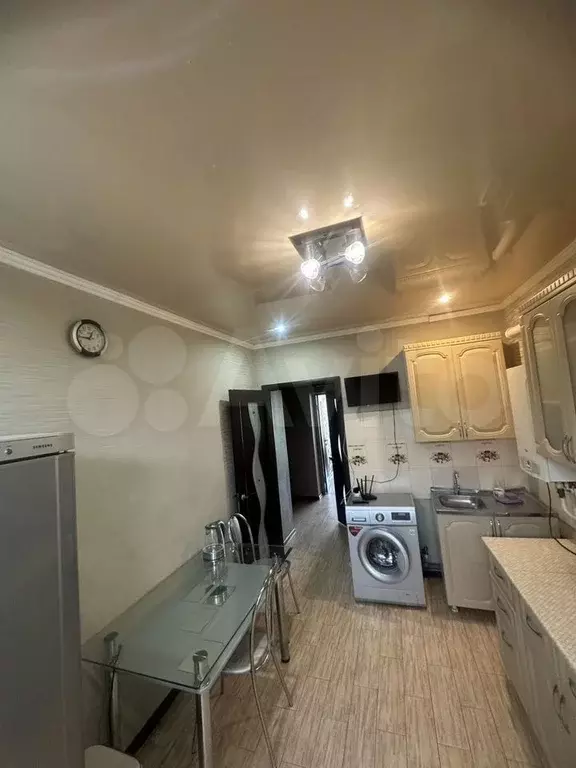 1-к. квартира, 43 м, 2/3 эт. - Фото 1