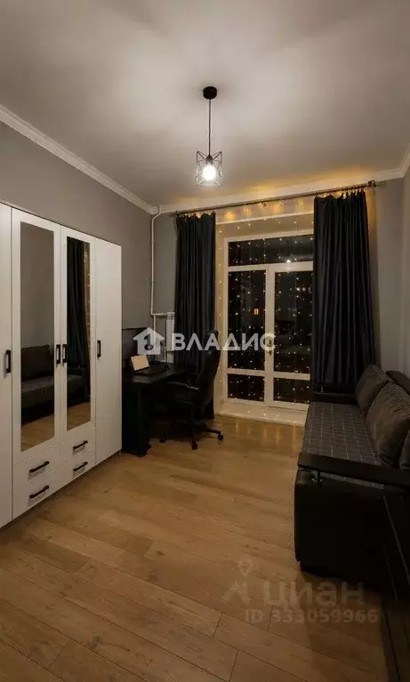 3-к кв. Санкт-Петербург пер. Каховского, 3 (74.9 м) - Фото 1