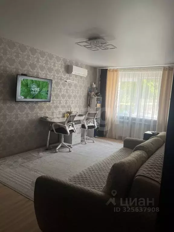 1-к кв. Саратовская область, Саратов ул. Измайлова, 10 (49.1 м) - Фото 1