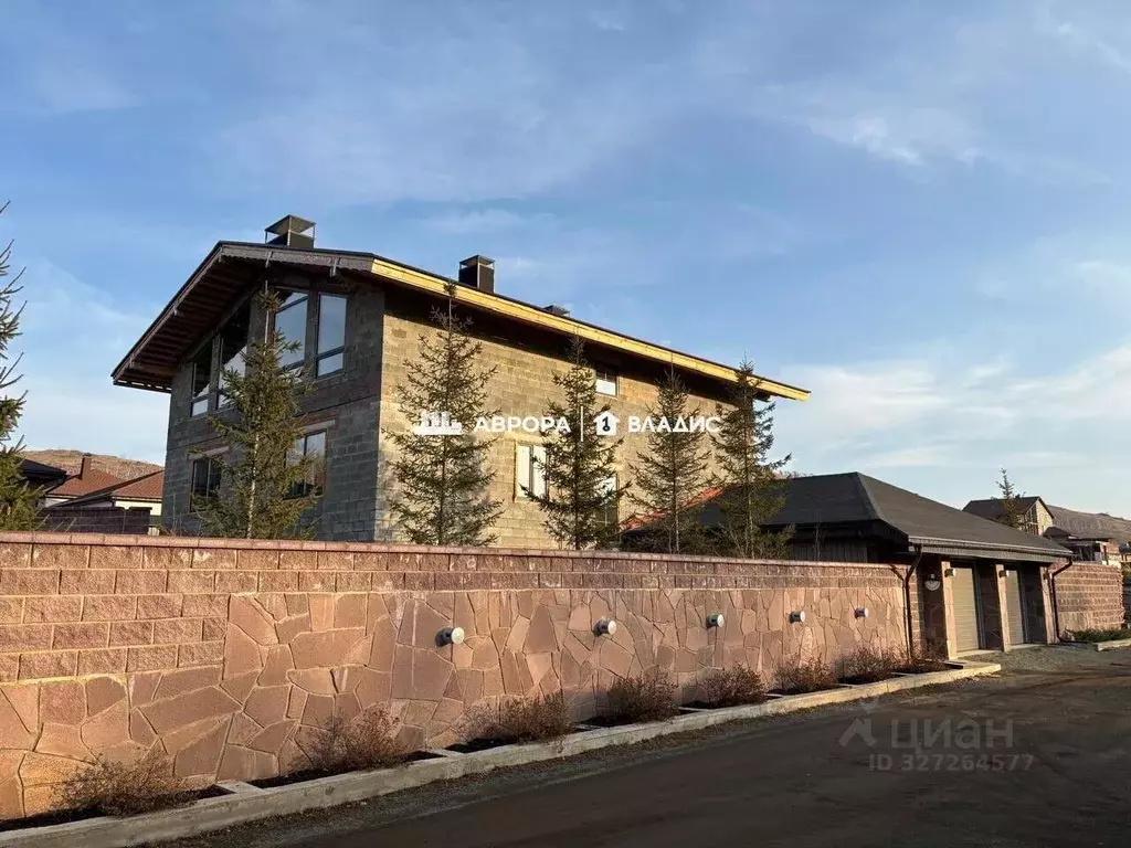 Дом в Башкортостан, Абзелиловский район, Ташбулатовский сельсовет, д. ... - Фото 1