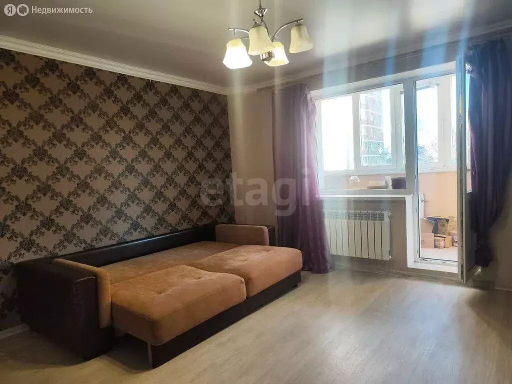 2-комнатная квартира: Воронеж, улица Челюскинцев, 101В (73 м) - Фото 1