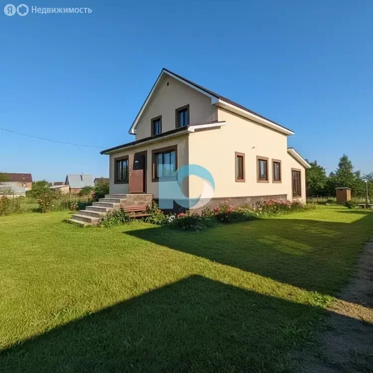 Дом в село Иглино, улица Пирогова, 6 (260 м) - Фото 2