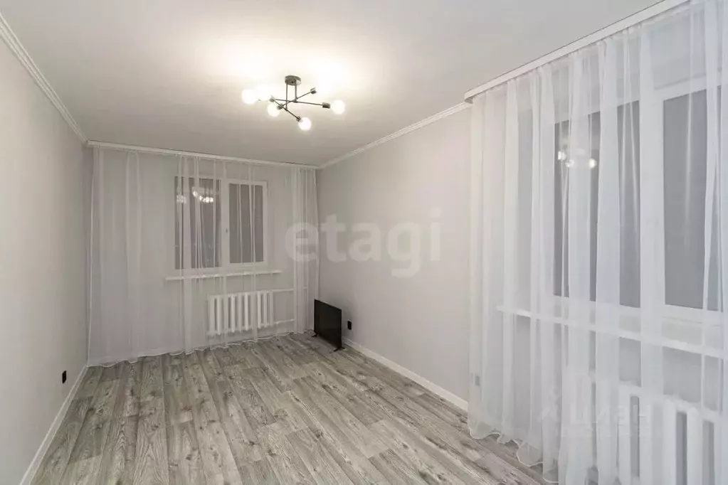 2-к кв. Тюменская область, Тюмень Харьковская ул., 27 (52.9 м) - Фото 1