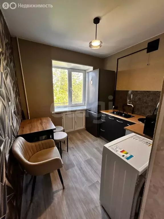 1-комнатная квартира: Пермь, улица Мира, 93 (32 м) - Фото 2