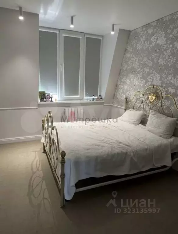 3-к кв. Белгородская область, Белгород Харьковская ул., 3 (84.0 м) - Фото 1