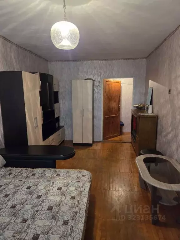 Комната Свердловская область, Екатеринбург ул. Ленинградская, 18 (17.0 ... - Фото 1