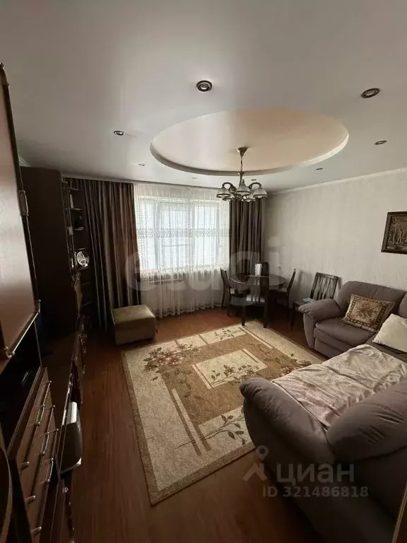 2-к кв. Красноярский край, Красноярск ул. Микуцкого, 8 (53.6 м) - Фото 1