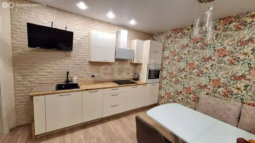 2-комнатная квартира: Ижевск, улица 40 лет Победы, 138А (55.9 м) - Фото 2