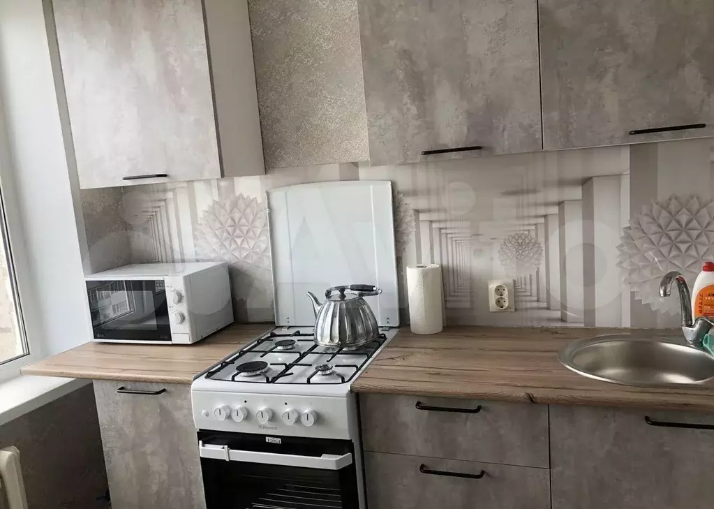 1-к. квартира, 30 м, 9/9 эт. - Фото 0