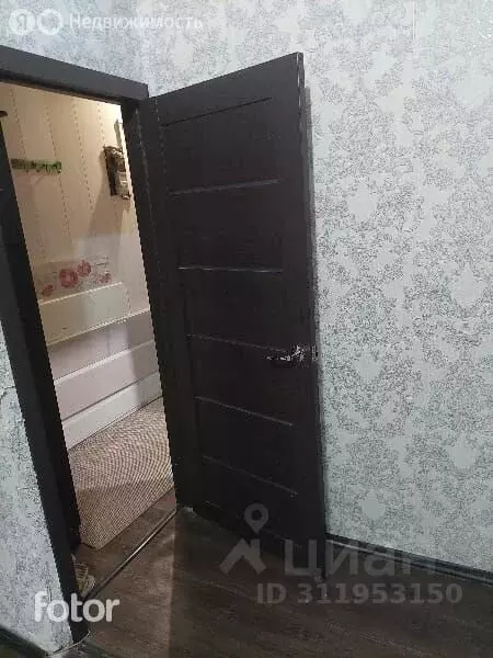 2-комнатная квартира: Воронеж, улица Путилина, 10А (44 м) - Фото 1