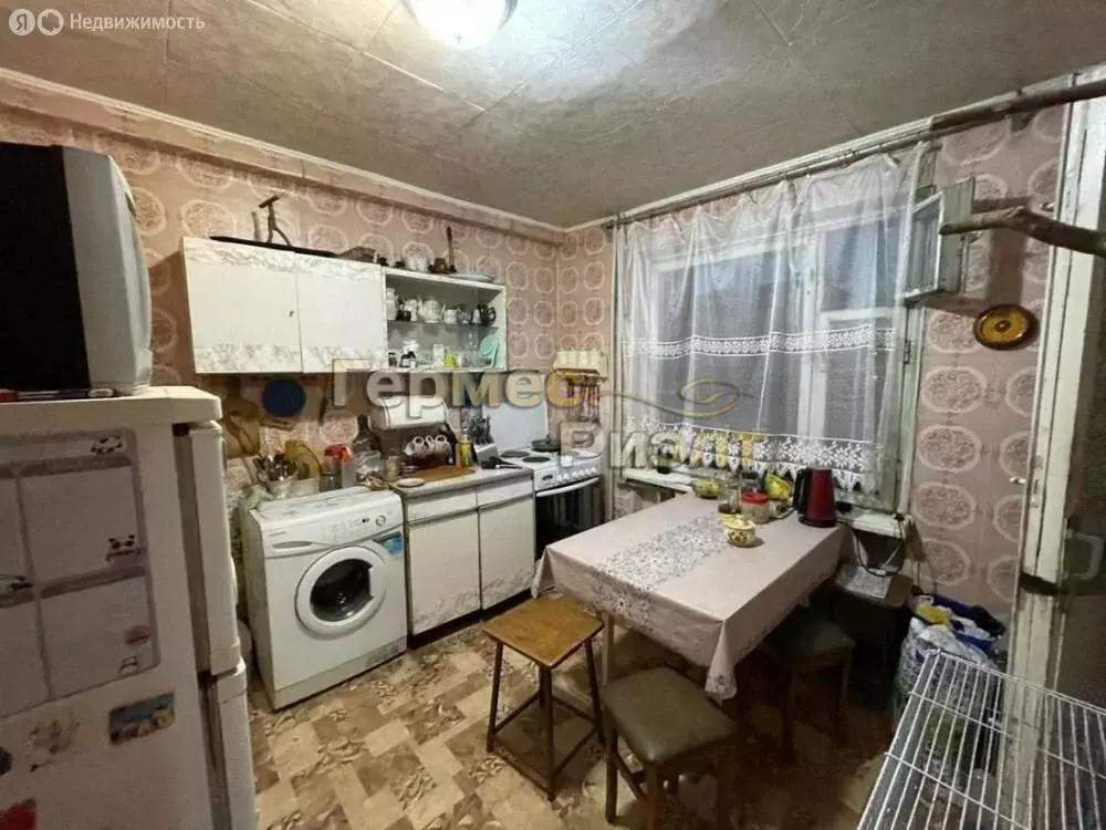 3-комнатная квартира: Ессентуки, Кисловодская улица, 30А (70 м) - Фото 0
