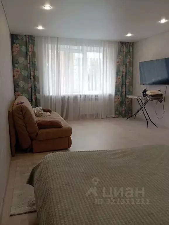 1-к кв. Татарстан, Нижнекамск ул. Баки Урманче, 22 (35.0 м) - Фото 0