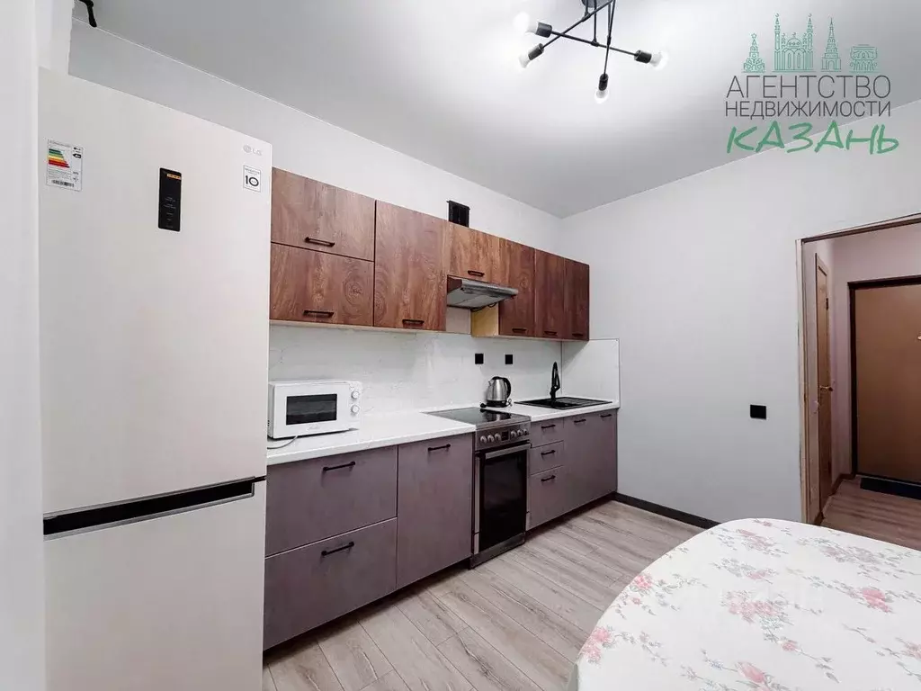 1-к кв. Татарстан, Казань ул. Рауиса Гареева, 92 (36.0 м) - Фото 2