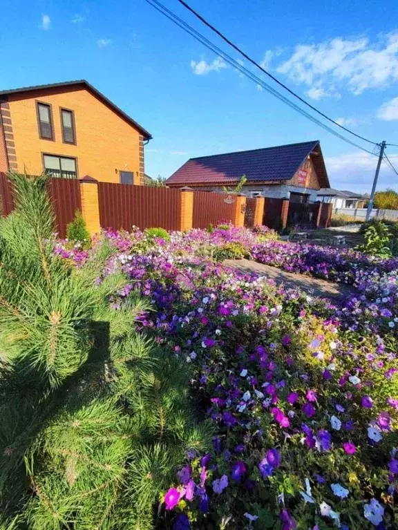 Дом в Саратовская область, Саратов ул. Воробьевская, 13 (121 м) - Фото 1