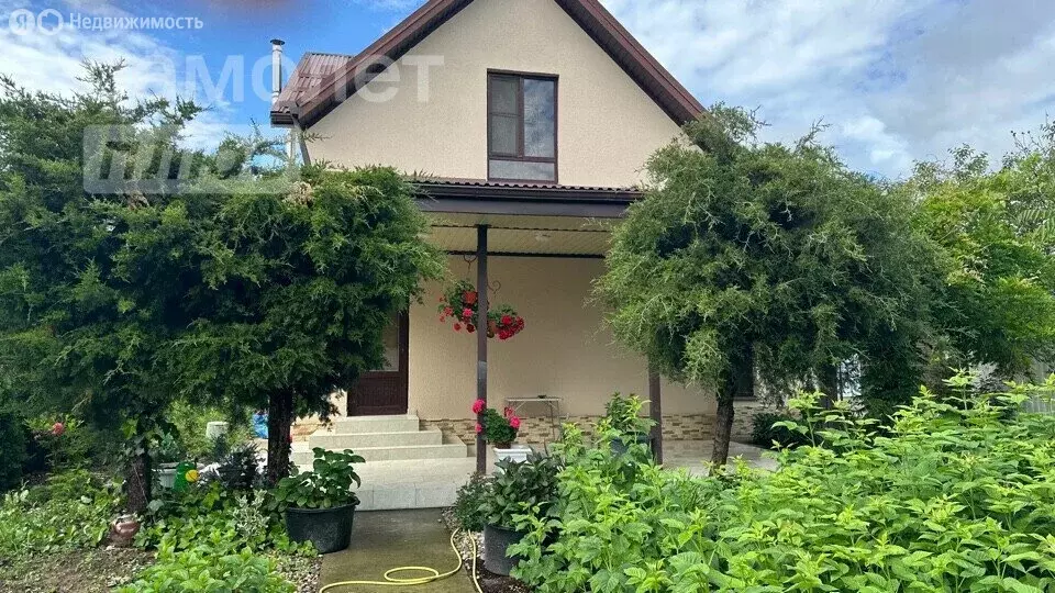 Дом в Горячий Ключ, Красная улица (187 м) - Фото 0