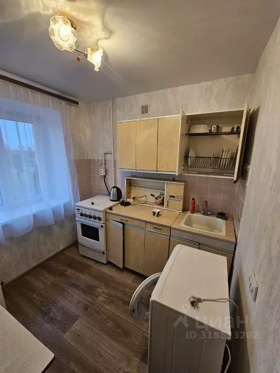 1-к кв. Омская область, Омск просп. Космический, 26 (30.0 м) - Фото 1