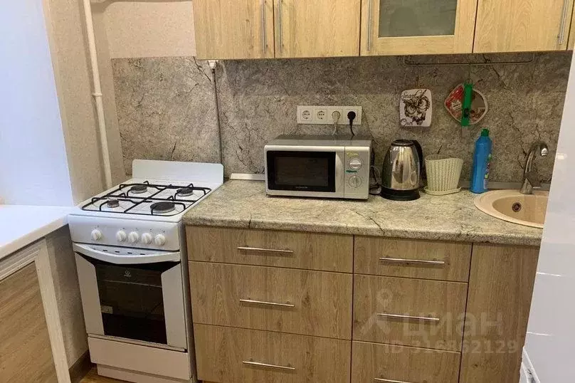 1-к кв. Псковская область, Псков ул. Максима Горького, 9 (38.0 м) - Фото 1