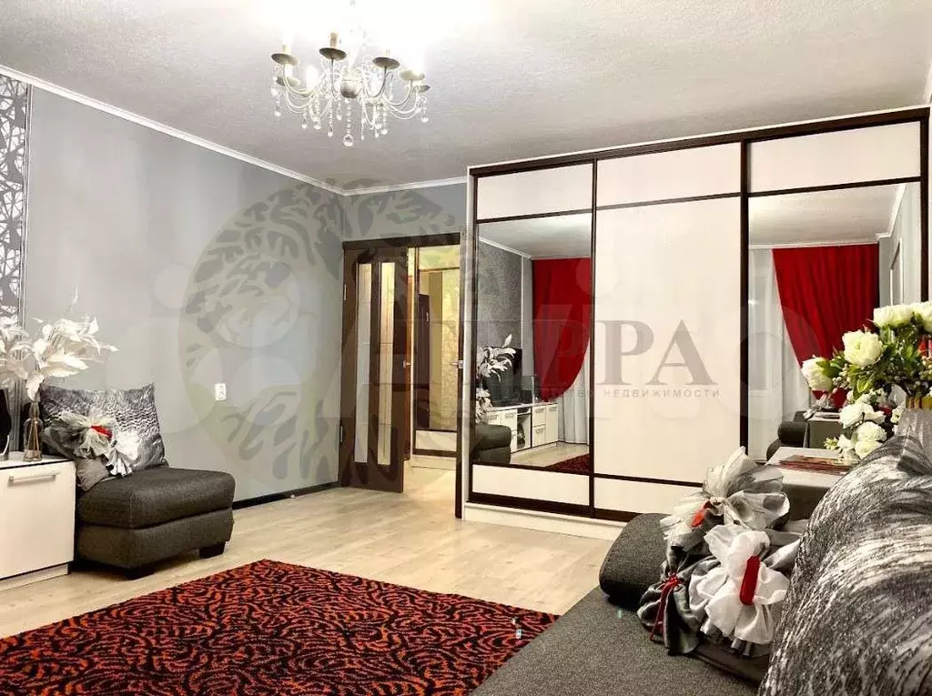 1-к. квартира, 50 м, 4/17 эт. - Фото 1
