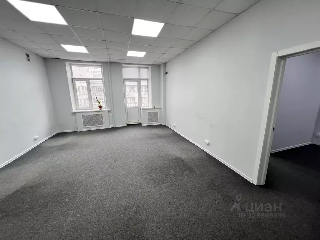 Офис в Москва Садовая-Спасская ул., 20С1 (67 м) - Фото 2