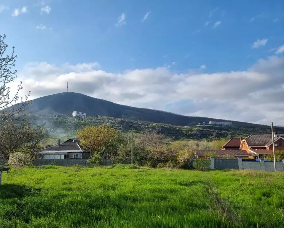 Участок в Ставропольский край, Пятигорск городской округ, пос. ... - Фото 0