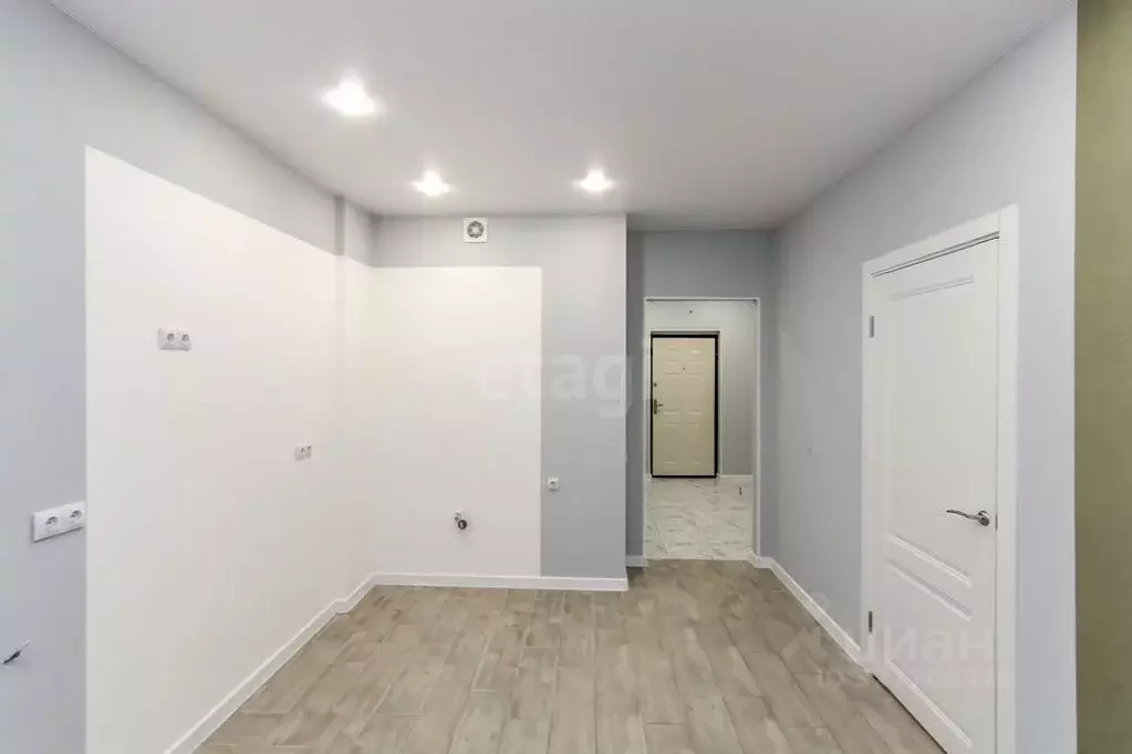 1-к кв. Тюменская область, Тюмень ул. Мельникайте, 2к14 (40.2 м) - Фото 1