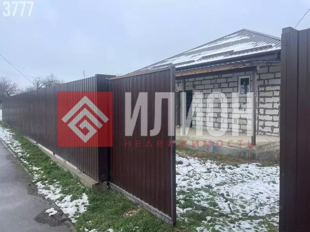 Дом в Крым, Кировский район, с. Приветное ул. Ленина, 73 (150 м) - Фото 2