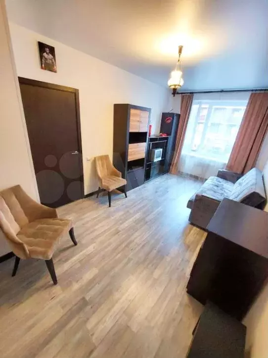1-к. квартира, 35 м, 1/6 эт. - Фото 1