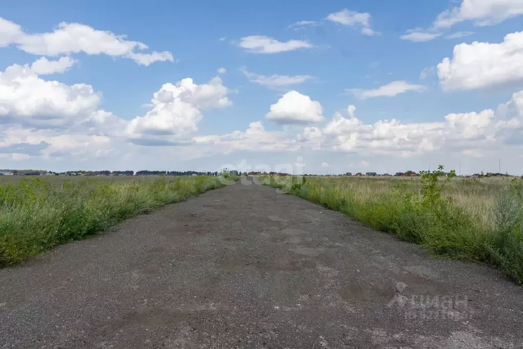 Участок в Татарстан, Тукаевский район, д. Азьмушкино ул. Карамельная ... - Фото 0