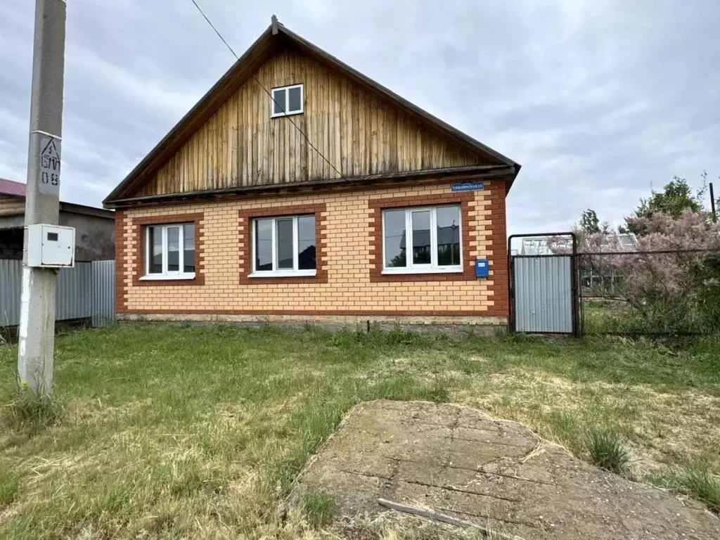 Дом в Оренбургская область, с. Ташла ул. Ташлинская, 19 (78 м) - Фото 1