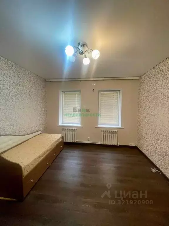 2-к кв. Саратовская область, Вольск Октябрьская ул., 130 (30.7 м) - Фото 0