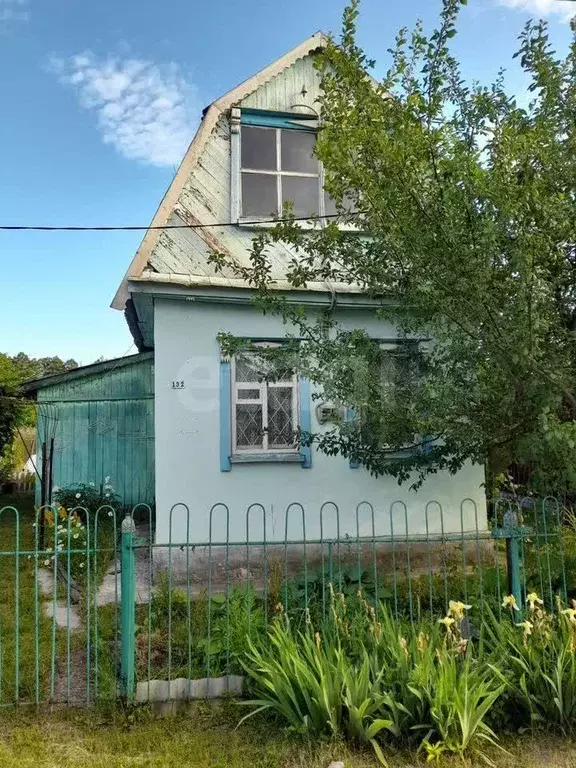 Дом в Белгородская область, Старооскольский городской округ, с. ... - Фото 1