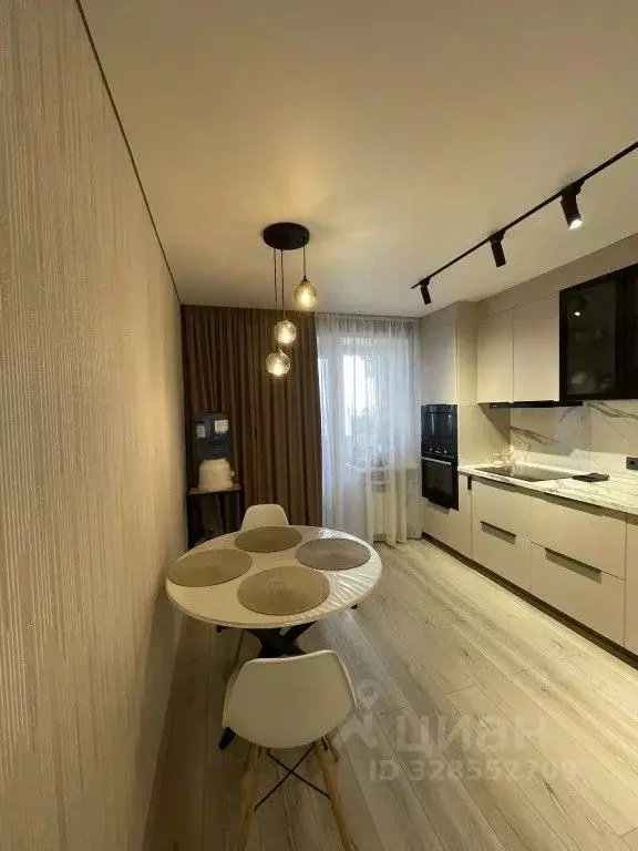 2-к кв. Алтайский край, Новоалтайск 8-й мкр, 28В (69.0 м) - Фото 2