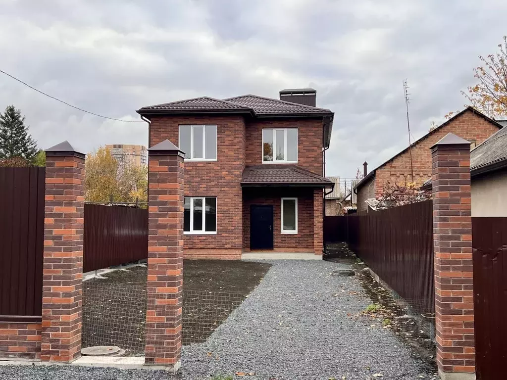 Дом в Ростовская область, Ростов-на-Дону пос. Чкаловский, пер. ... - Фото 1