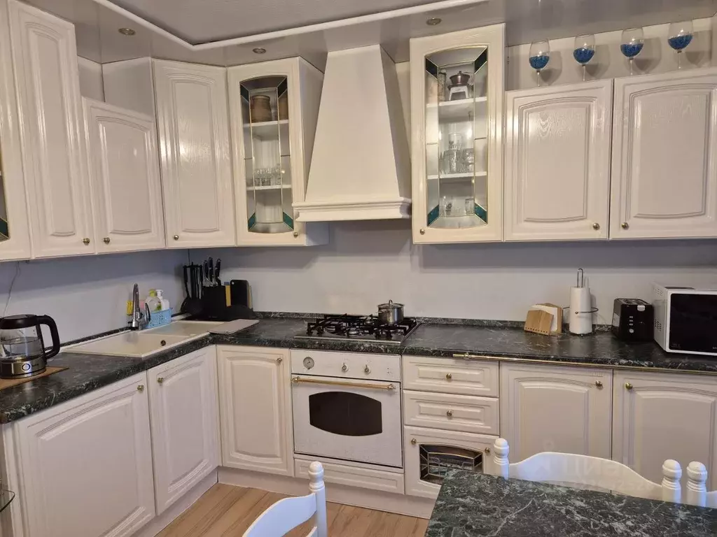 3-к кв. Вологодская область, Череповец Октябрьский просп., 49 (101.4 ... - Фото 2