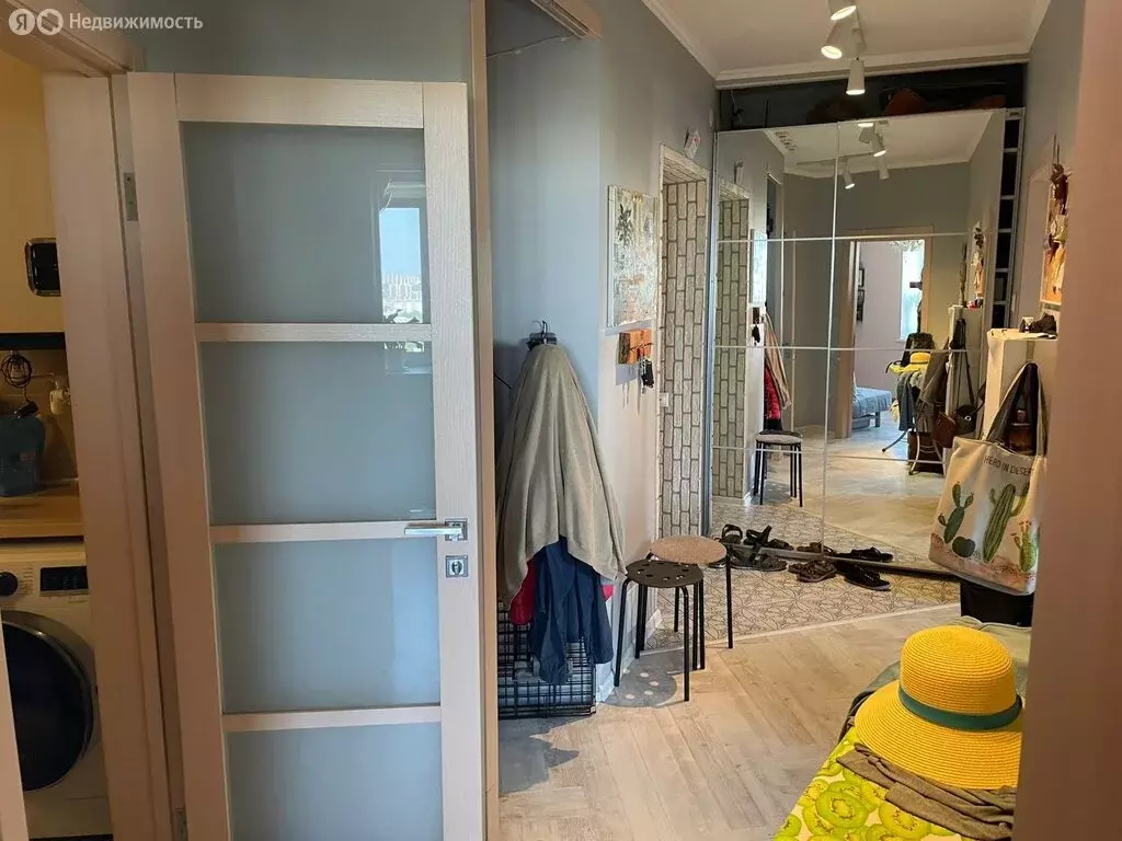 2-комнатная квартира: Красноярск, улица Ладо Кецховели, 17А (48 м) - Фото 0