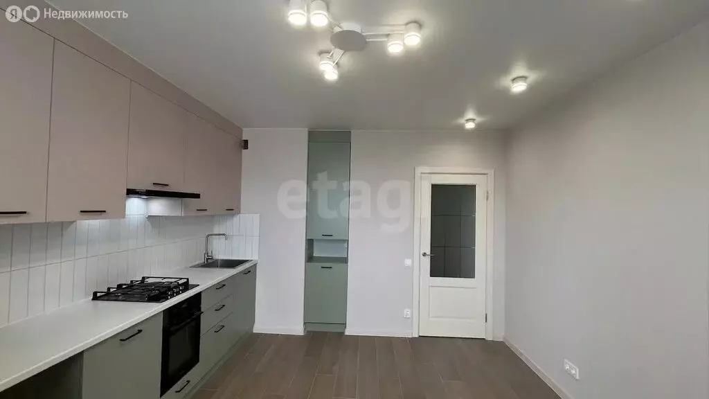 1-комнатная квартира: Алушта, улица 60 лет СССР, 27 (42.5 м) - Фото 2