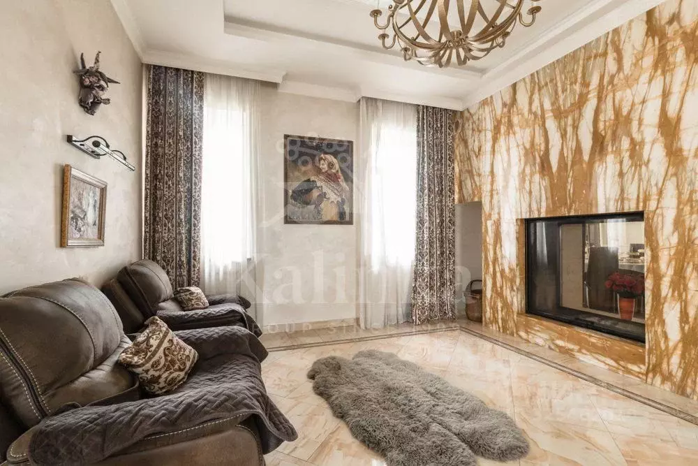 Дом в Московская область, Одинцовский городской округ, с. Успенское ... - Фото 1