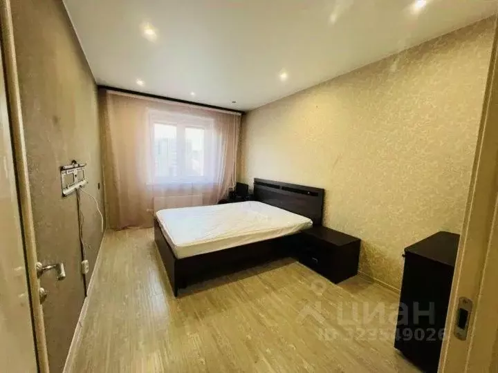 3-к кв. Красноярский край, Красноярск ул. Чернышевского, 71 (67.0 м) - Фото 1