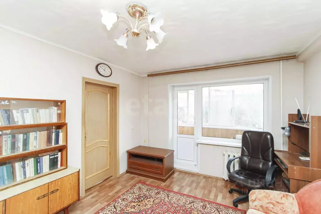 3-к кв. Тюменская область, Тюмень Военная ул., 23 (58.6 м) - Фото 1