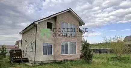 Дом в Красноярский край, Сосновоборский муниципальный округ, с. ... - Фото 1