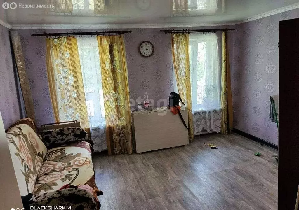 3-комнатная квартира: посёлок городского типа Спирово, переулок ... - Фото 1