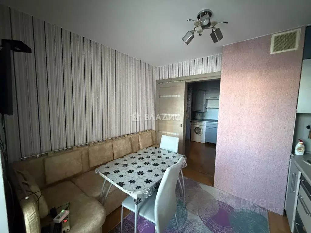 3-к кв. Белгородская область, Белгород ул. Есенина, 54 (68.3 м) - Фото 2