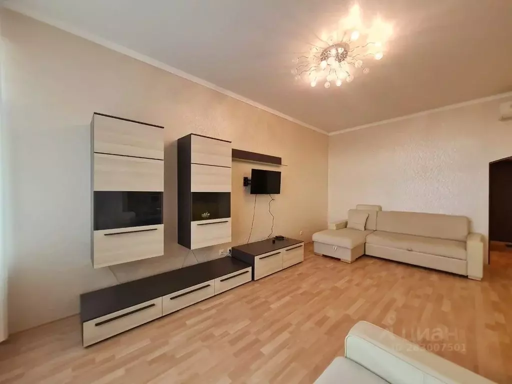 Студия Татарстан, Казань ул. Оренбургский Тракт, 24А (47.0 м) - Фото 1