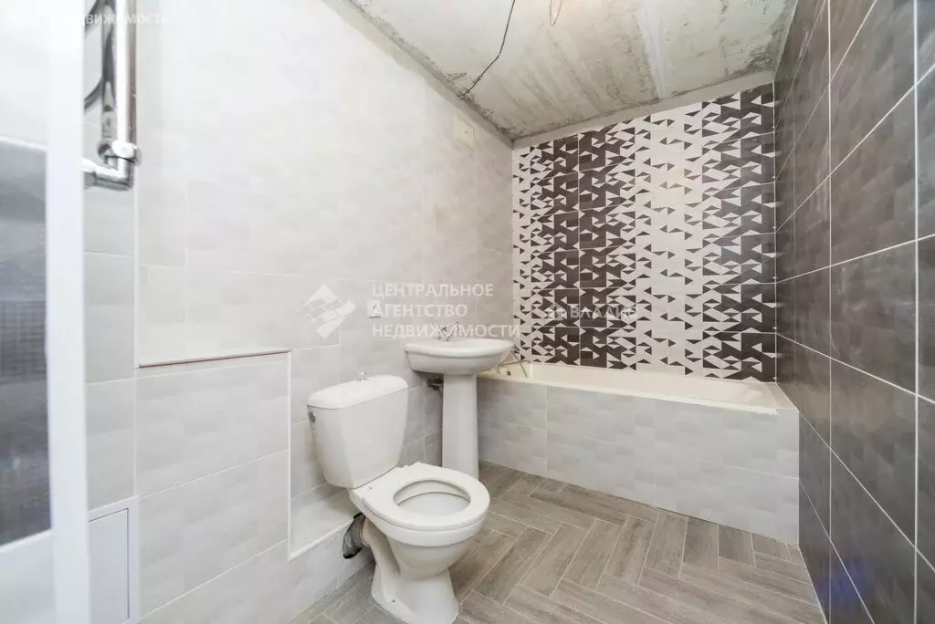 2-комнатная квартира: Рязань, Михайловское шоссе, 82к3 (55 м) - Фото 1